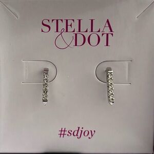 Stella & Dot Rebel Crawlers Silver